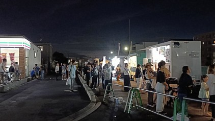 セブンイレブン横のバリストにて2025/9/5（金）しんでん夜市